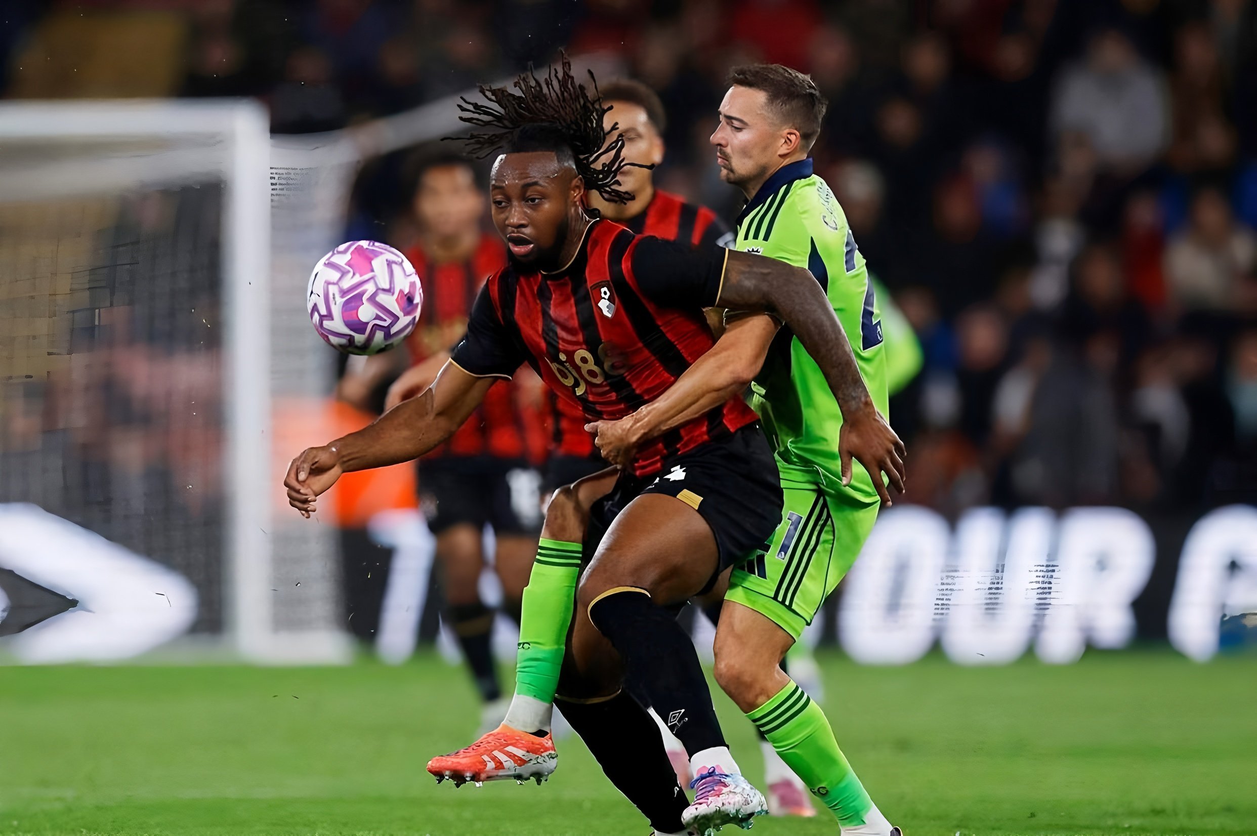 狼队险胜伯恩茅斯，抢占积分榜前十 